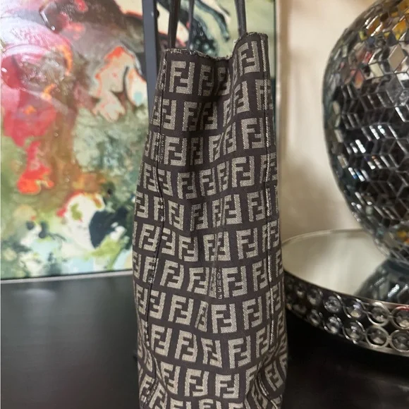 Fendi Brown and Black Women's Tote Bag / Includes C.O.A - Picture 3 of 9